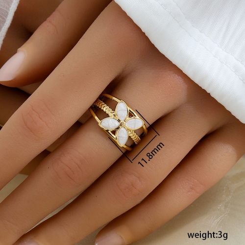 Anillo Banda con Mariposas Caladas Dorada – Material Alta Calidad | Diseño Femenino Mariposa