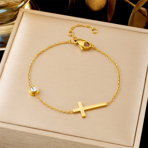 Pulsera Cadena Fina con Dije Mariposa Dorada – Titanio | Diseño Charm Femenino